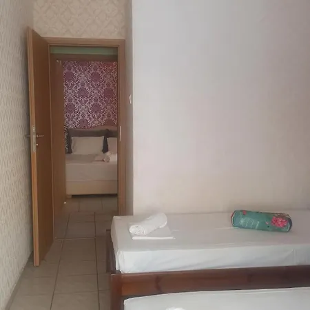 Blu Apartment Glifa (Stylida)